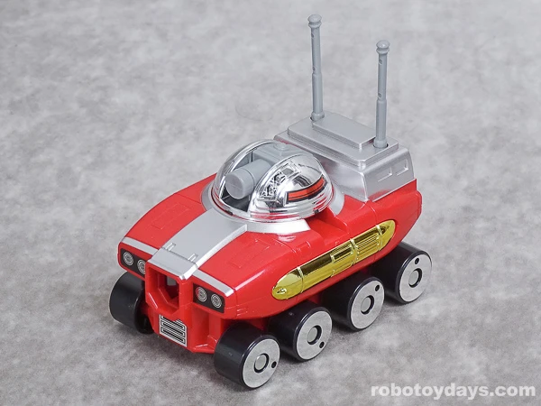 Original Japanese DX GigaWheel 2 in separate vehicle form.