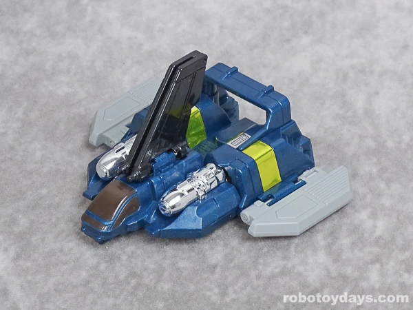 Original DX GigaWing 2 with its central chest panel closed.